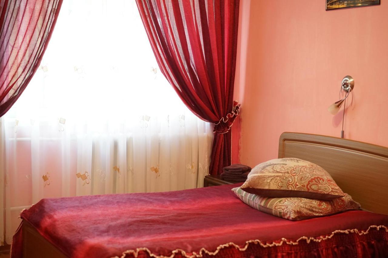 Comfort Hotel Chervonograd Bagian luar foto