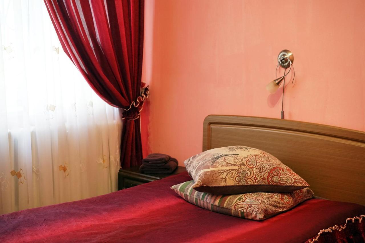 Comfort Hotel Chervonograd Bagian luar foto