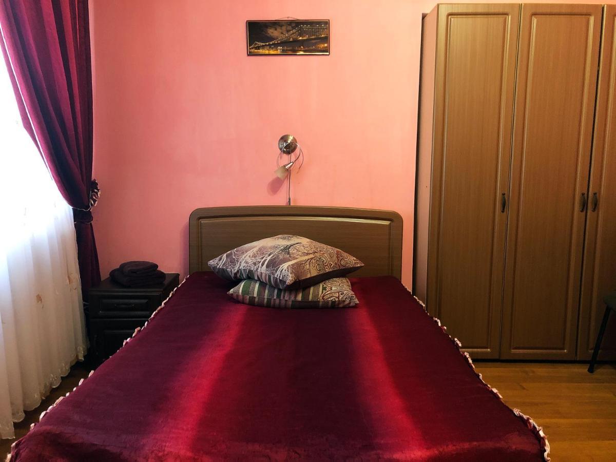 Comfort Hotel Chervonograd Bagian luar foto
