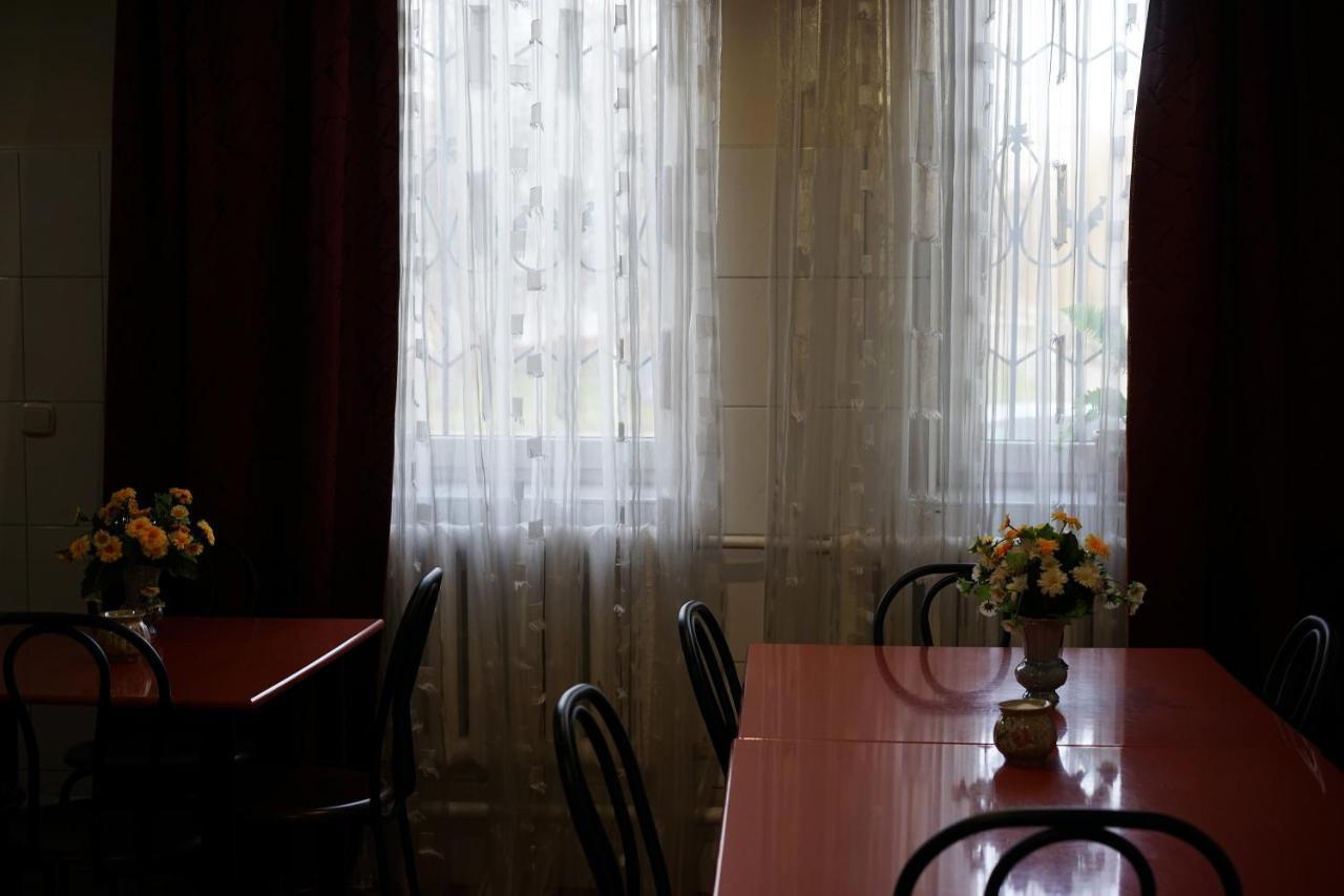 Comfort Hotel Chervonograd Bagian luar foto
